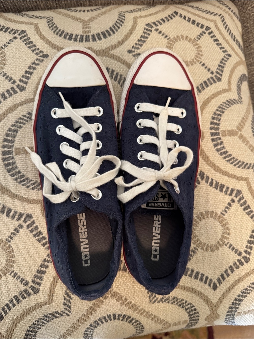Converse Navy and White Low-Top Sneakers with Red Trim🎉final price drop🎉
